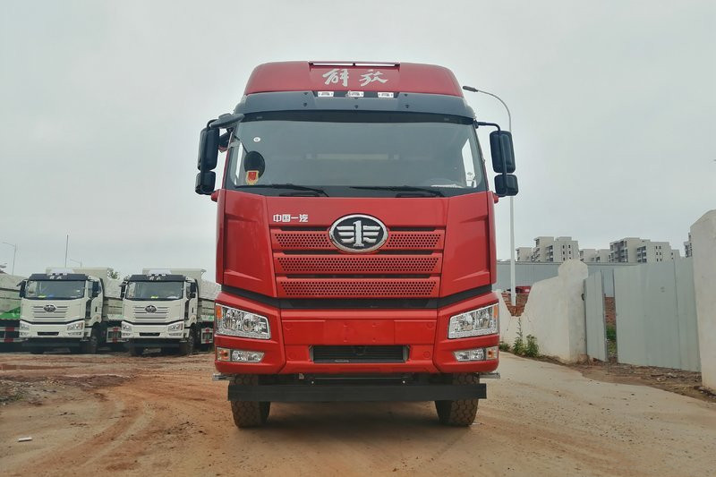 一汽解放 新J6P重卡 460馬力 8X4 8.8米 國(guó)五自卸車(CA3310P66K24L7T4AE5)