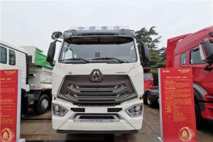 中國重汽 豪瀚 N7G 標(biāo)運(yùn)版 440馬力 6X4 國六LNG牽引車(ZZ4255V4246F1L)