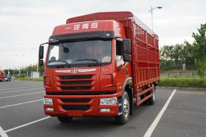 一汽解放青汽 龍VH中卡 先鋒版 220馬力 4X2 6.75米 國五倉柵式載貨車(CA5189CCYPK2L2E5A80)