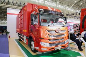 一汽解放青汽 龍VH 2.0版 240馬力 4X2 6.65米 國五廂式載貨車(CA5189CCYPK2L2E5A80)
