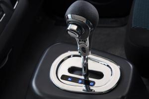 遠(yuǎn)程汽車(chē) E200 標(biāo)配版 4.14米單排廂式 96.76kWh 純電動(dòng)輕卡載貨車(chē)(DNC5042XXYBEVK3)