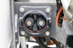 東風華神 特商 4.5T 4.05米 72.1kWh 純電動廂式輕卡載貨車(EQ5045XXYTBEV4)