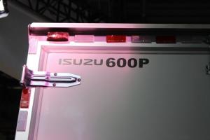 慶鈴 五十鈴KV600 130馬力 4.17米 國五單排廂式輕卡載貨車(QL5043XXYA5HA)