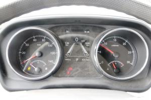 東風(fēng)商用車 天錦KR 180馬力 4X2 6.2米 國五排半倉柵式載貨車(DFH5160CCYE)