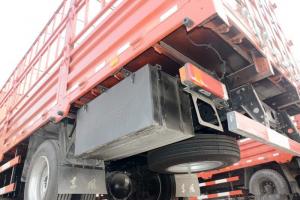 東風(fēng)商用車 天錦KR 180馬力 4X2 5.8米 國五排半倉柵式載貨車(DFH5160CCYE)