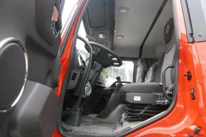 東風(fēng)商用車 天錦KR 230馬力 4X2 9.8米 國六廂式載貨車(DFH5180XXYE8)
