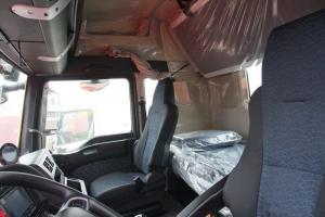 中國重汽 汕德卡SITRAK C7H重卡 430馬力 6X4 國五LNG牽引車(ZZ4256V324HE1LB)