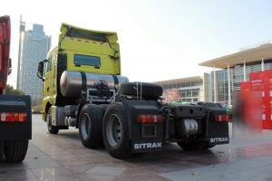 中國重汽 汕德卡SITRAK C7H重卡 430馬力 6X4 國五LNG牽引車(ZZ4256V384HE1LB)
