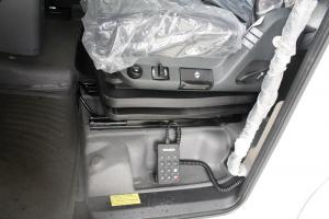 中國重汽 汕德卡SITRAK C7H重卡 440馬力 6X4 國五危險品牽引車(ZZ4256V324HE1W)