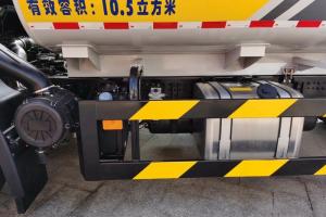 上汽紅巖 杰獅C6 215馬力 4X2 國五 綠化噴灑車(DX5180GPS)