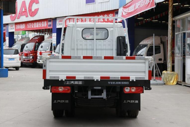 上汽躍進(jìn) 福運(yùn)S80 113馬力 4×2 國六 排半 欄板載貨車 軸距3100mm