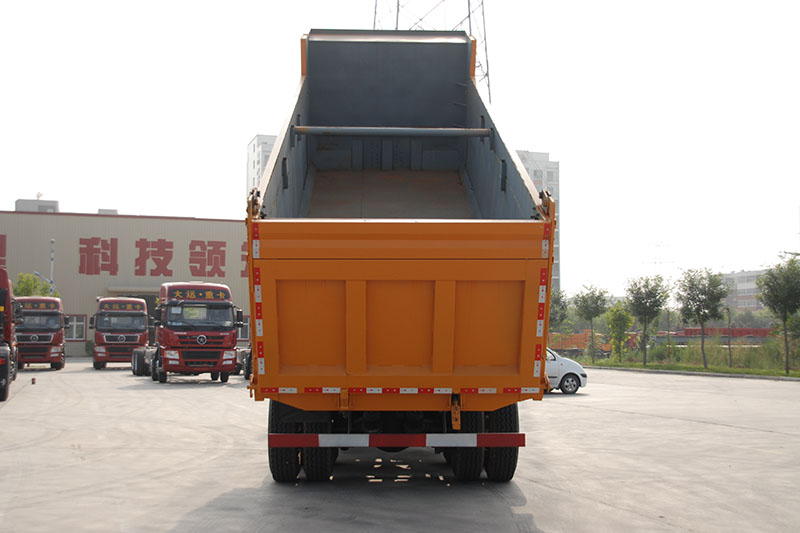 大運(yùn)重卡 新N8E復(fù)合 350馬力 8X4 6.8米 國(guó)五 自卸車(12檔)(CGC3310D5DDAD) 