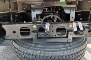 飛碟汽車 W5 130馬力 4×2 國六 4.18米 單排倉柵載貨車（FD5040CCYW68K6-1）