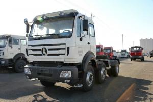 北奔 NG80B重卡 380馬力 6X2 國(guó)五 LNG牽引車(北奔后橋)(ND4240L27J6Z00)