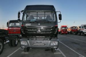 北奔 NG80重卡 380馬力 6X4 國(guó)五 LNG牽引車(ND4250B38J6Z00)