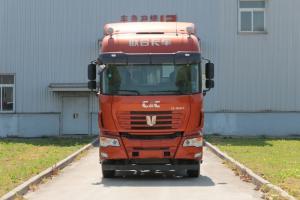 聯(lián)合卡車(chē) U550重卡 550馬力 6X4 國(guó)五 牽引車(chē)(蓬翔LC300)(QCC4252D654-1)