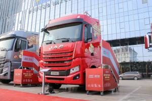 江淮 格爾發(fā)K7重卡 500馬力 6X4 國六 自動擋牽引車(ZF AMT手自一體)(HFC4252P1K7E33MS)