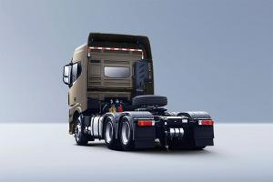 遠(yuǎn)程汽車(chē) 甲醇危險(xiǎn)品運(yùn)輸重卡 316kw 6×4 國(guó)六 牽引車(chē)(DNC4250GMW6)