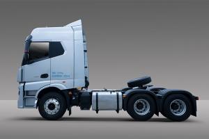 遠(yuǎn)程汽車(chē) 甲醇重卡 316kw 6×4 國(guó)六 牽引車(chē)(DNC4250GM6) 低速版本（帶限速89km/h）