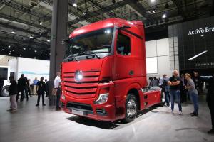 新Actros（MP4）