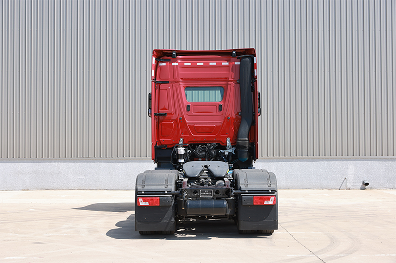 梅賽德斯-奔馳 Actros 2653 530馬力 6×4 國六 公路牽引車 （紅）