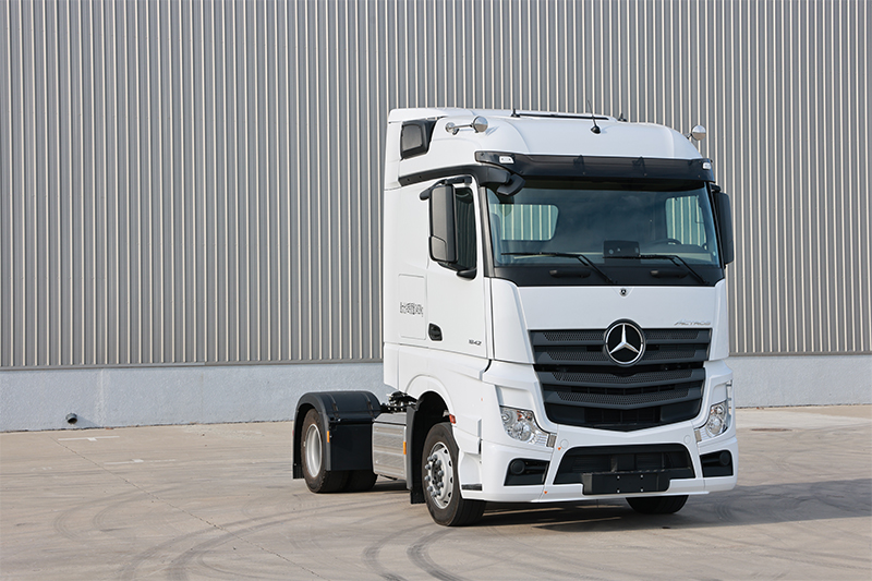 梅賽德斯-奔馳 Actros 1842 420馬力 6x4 國(guó)六 公路牽引車