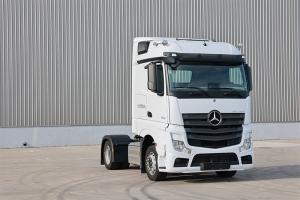 梅賽德斯-奔馳 Actros  1842 420馬力 6x4 國六 公路牽引車