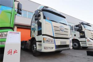 一汽解放 J6P重卡 6X4 混合動(dòng)力牽引車(chē)