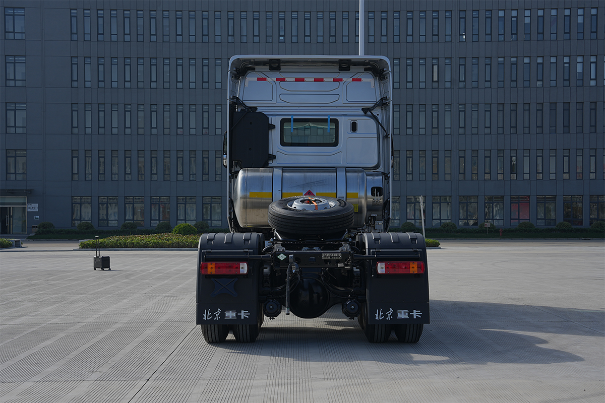 北京重卡 追夢 500馬力 6×4 國六 LNG 牽引車 煤炭運輸版（BJ4250G6CP）