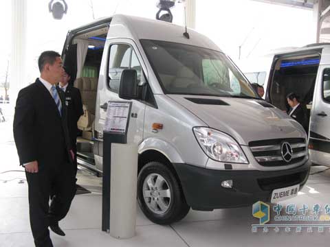 中歐奔馳房車私享者概念席卷北京車展