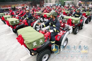 沙灘消防車