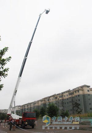 新余斥資550萬(wàn)元購(gòu)置53米登高消防車