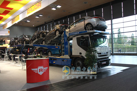 轎運車