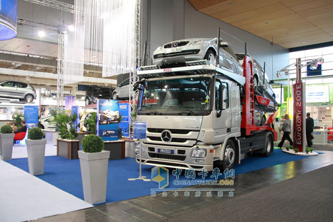 轎運車
