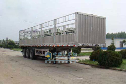 鋁合金輕量化半掛車(chē)