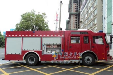 泡沫消防車
