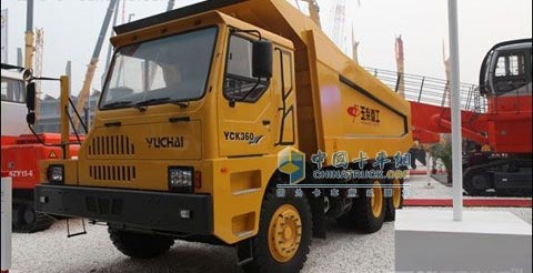 玉柴重工自主研發(fā)的首批YCK360寬體自卸礦用車