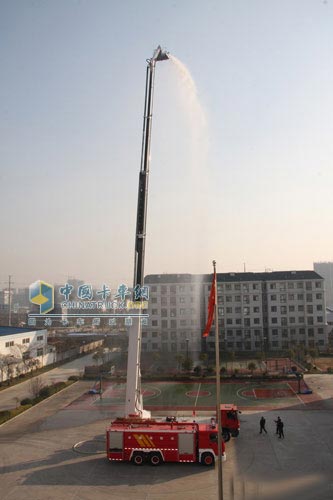 登高消防車