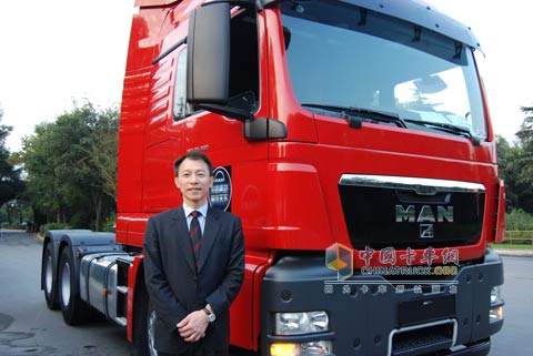 曼恩商用車(chē)輛貿(mào)易（中國(guó)）有限公司總裁林建興與德國(guó)曼卡車(chē)