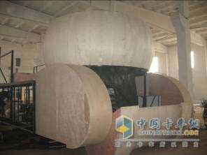 江淮彩車制作過程
