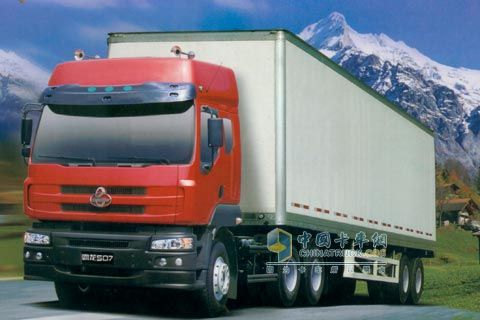 霸龍507 6X4牽引車