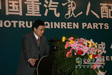 中國重汽(香港)有限公司配件銷售部副總經(jīng)理王月昌