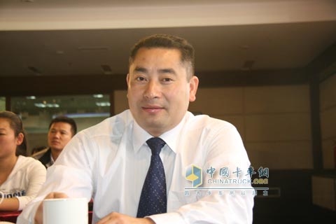 上汽依維柯紅巖商用車(chē)有限公司北京銷(xiāo)售服務(wù)中心區(qū)域支持主管姚金煒