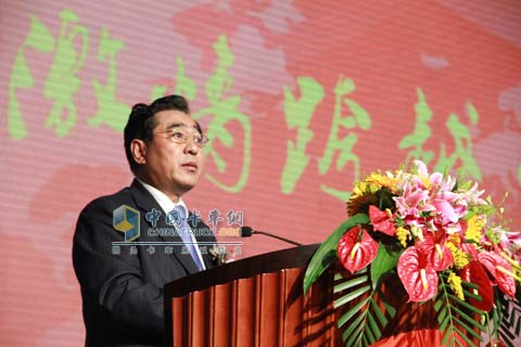 東風(fēng)汽車公司副總經(jīng)理童東城