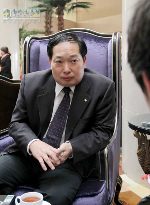 廣汽日野執(zhí)行副總經(jīng)理區(qū)永堅