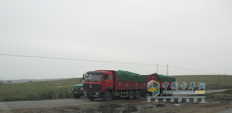 北奔運(yùn)煤車