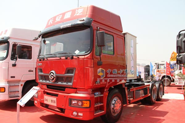 長安重汽新能源牽引車