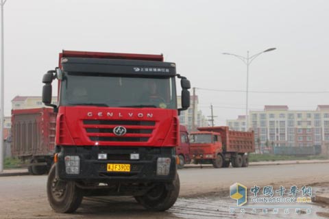 紅巖杰獅 紅巖金剛 紅巖汽車(chē)