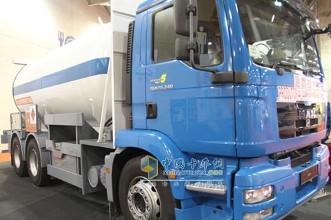 德國(guó)曼TGM危化品運(yùn)輸車