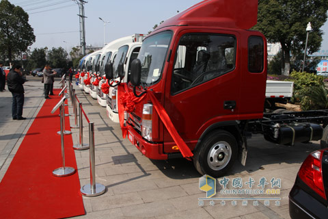 江淮帥鈴輕卡2013煥“新”出擊